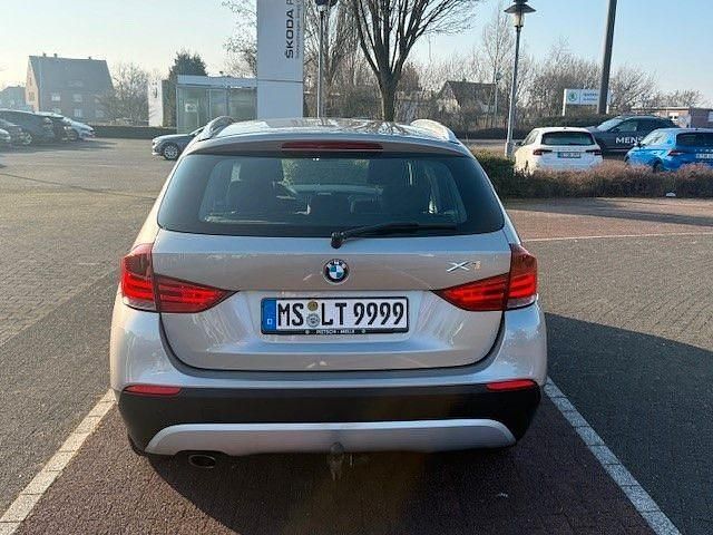 Gebraucht BMW X1 Sport Line 204 PS (150 kW) 2010 Gold SUV