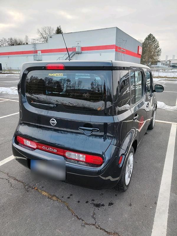 Second-hand Nissan Cube 110 CP (80 kW) 2010 Negru Break