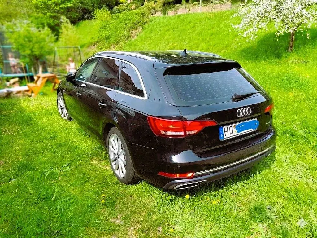 Gebraucht Audi A4 Design 190 PS (139 kW) 2019 Schwarz Kombi