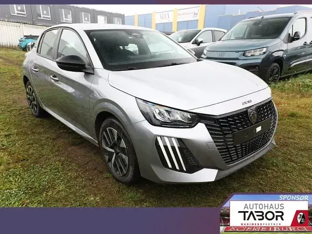 Neu Peugeot 208 Style 101 PS (74 kW) 2026 Silber Kleinwagen