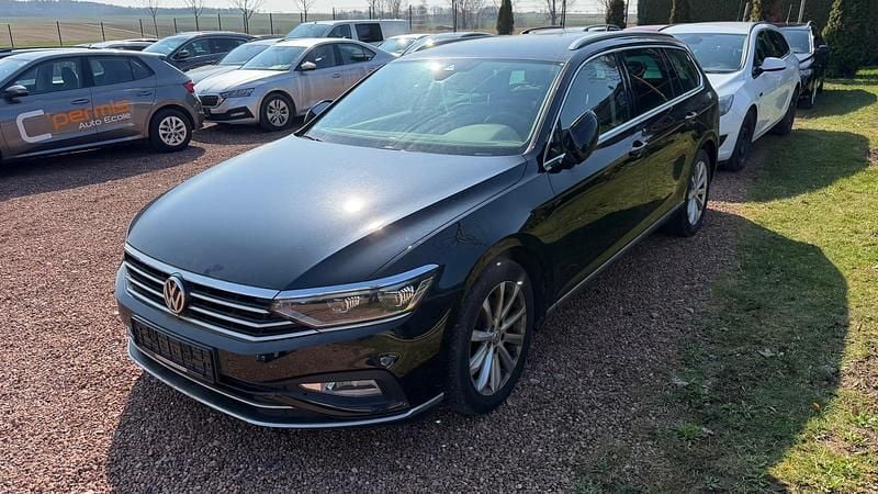 Gebraucht VW Passat Elegance 200 PS (147 kW) 2020 Schwarz Kombi