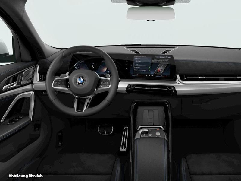 Gebraucht BMW X2 Luxury Line 150 PS (110 kW) 2025 Alpinweiss SUV