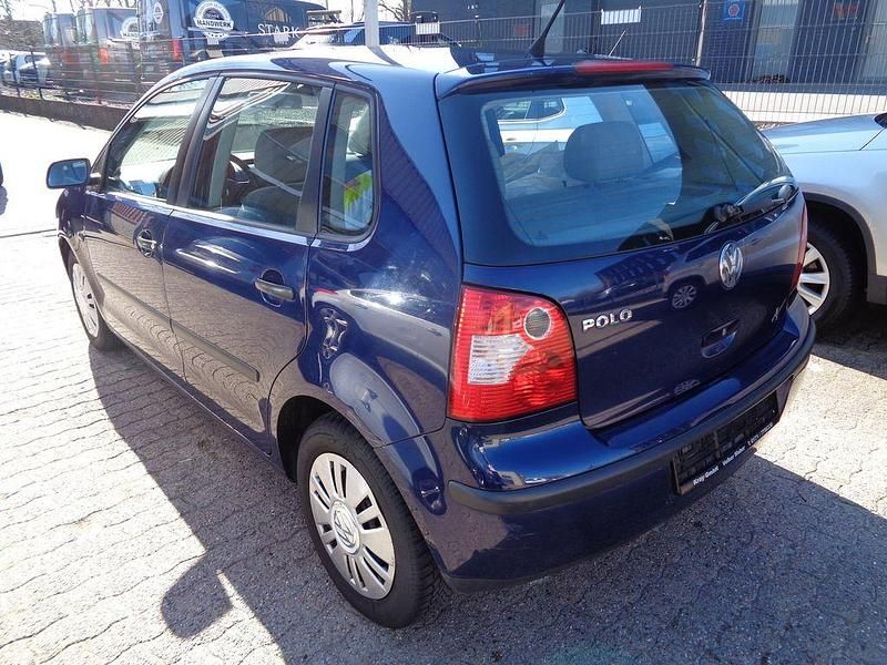 Gebraucht VW Polo 54 PS (39 kW) 2002 Blau Limousine