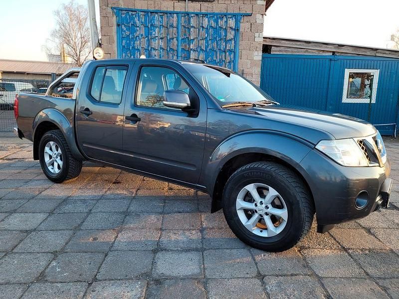 Gebraucht Nissan Navara 190 PS (139 kW) 2012 Grau Pickup