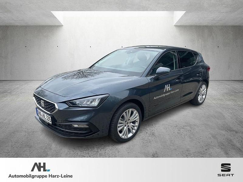 Grau Gebraucht 2025 Seat Leon Style Limousine | 25.770 € (Superpreis) - Bild 1/4