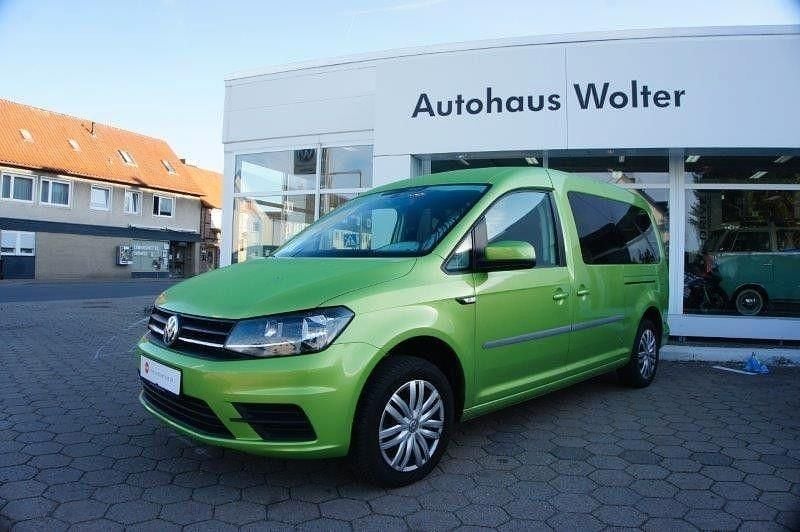 Gebraucht VW Caddy Maxi Trendline 110 PS (80 kW) 2016 Grün Van / Kleinbus