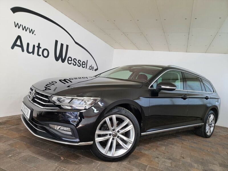 Deep black perleffekt Gebraucht 2022 VW Passat Highline Kombi | 31.500 € (Etwas zu teuer) - Bild 1/4