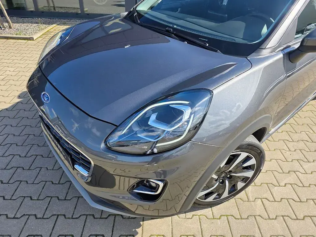 Używany Ford Puma Titanium 125 KM (91 kW) 2022 Szary SUV