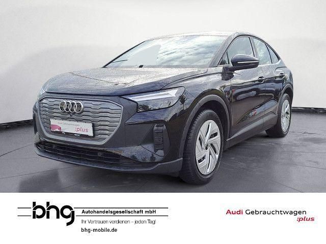 Mythosschwarz metallic Gebraucht 2023 Audi Q4 Sportback e-tron Comfort SUV | 26.450 € (Guter Preis) - Bild 1/4