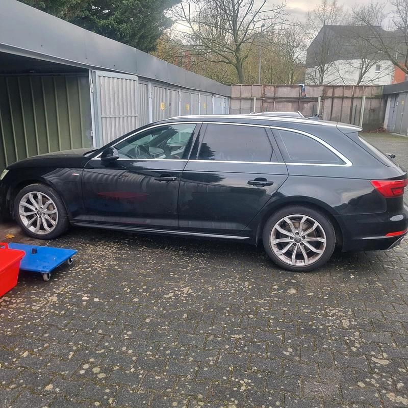 Gebraucht Audi A4 S-Line 190 PS (139 kW) 2017 Schwarz Kombi