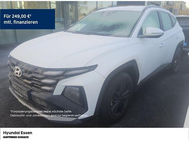 Weiss Gebraucht 2024 Hyundai Tucson SUV | 29.950 € (Guter Preis) - Bild 1/4