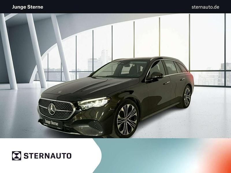 Lack graphitgrau Gebraucht 2023 Mercedes E200 Kombi | 41.980 € (Fairer Preis) - Bild 1/4