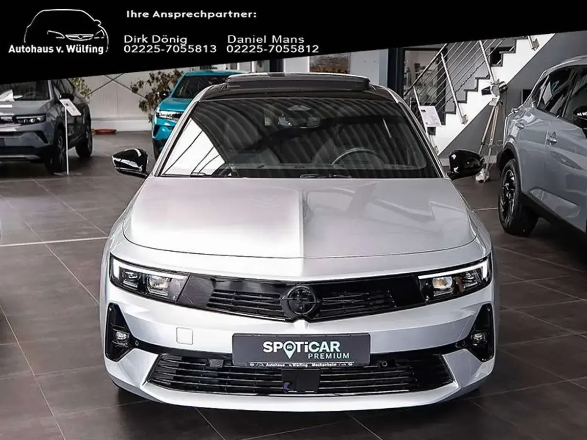 Gebraucht Opel Astra Ultimate 131 PS (96 kW) 2024 Kristallsilber Limousine