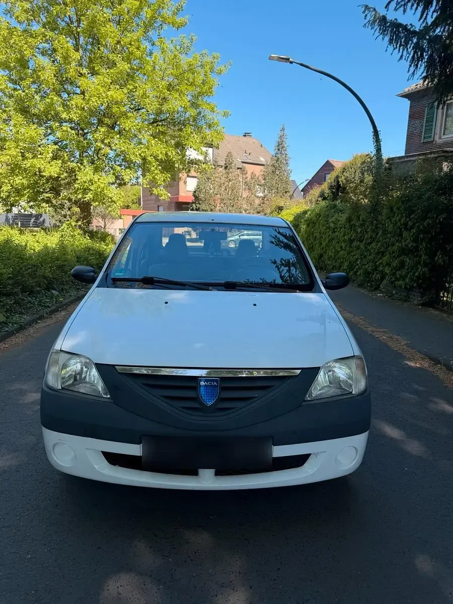 Usata Dacia Logan 75 CV (55 kW) 2006 Bianco Berlina