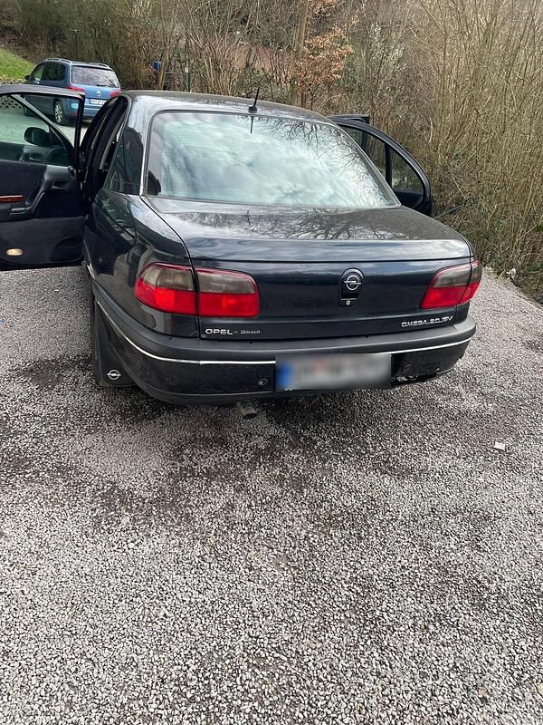 Gebraucht Opel Omega 136 PS (100 kW) 2000 Braun Limousine