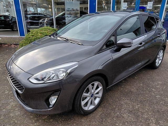 Gebraucht Ford Fiesta Cool & Connect 101 PS (74 kW) 2017 Grau Kleinwagen