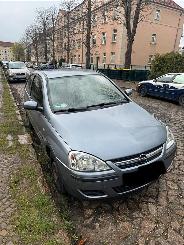 Gebraucht Opel Corsa 60 PS (44 kW) 2004 Silber Kleinwagen