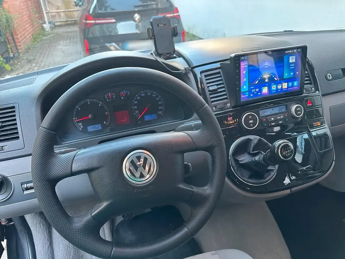 Gebraucht VW Multivan 131 PS (96 kW) 2006 Schwarz Van / Kleinbus