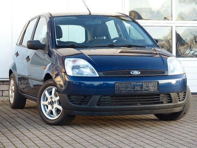 Gebraucht Ford Fiesta Trend 69 PS (50 kW) 2003 Blau Kleinwagen
