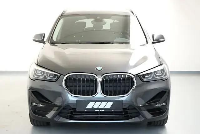 Gebraucht BMW X1 Sport Line 140 PS (102 kW) 2020 Grau SUV