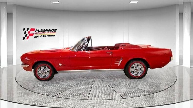 Usata Ford Mustang 1966 Rosso Cabrio
