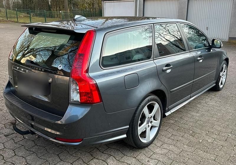 Gebraucht Volvo V50 R-Design 150 PS (110 kW) 2012 Grau Kombi