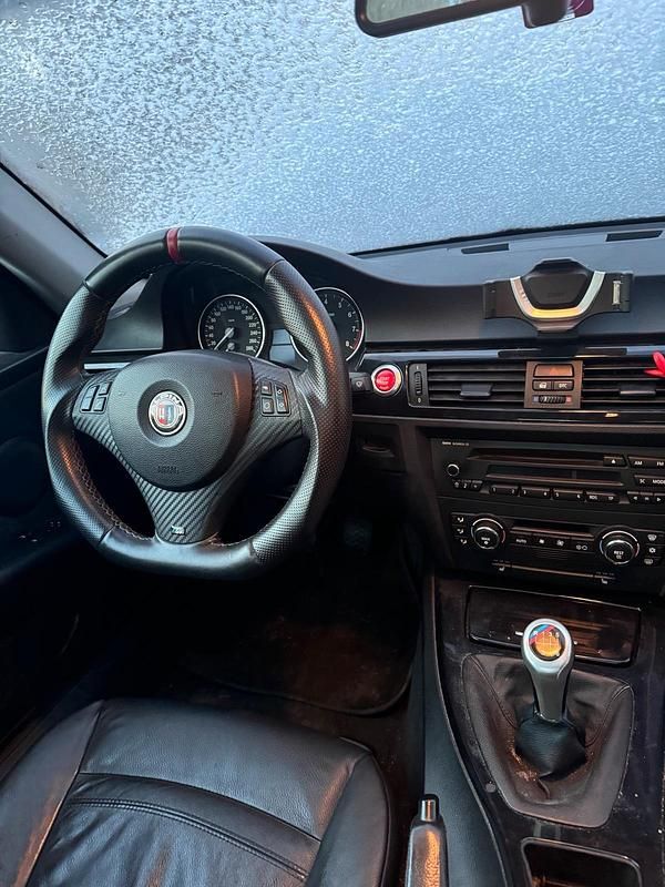 Gebraucht BMW 325 218 PS (160 kW) 2006 Schwarz Coupé