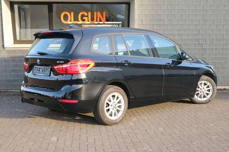 Gebraucht BMW 216 102 PS (75 kW) 2017 Schwarz Van / Kleinbus