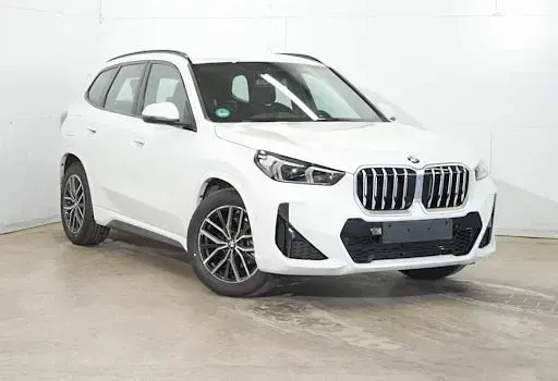 Second-hand BMW X1 Luxury Line 163 CP (119 kW) 2025 Alb SUV