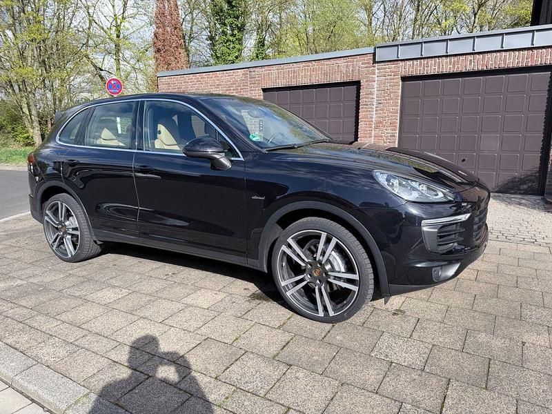 Gebraucht Porsche Cayenne 262 PS (192 kW) 2015 Schwarz SUV