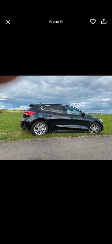 Gebraucht Ford Focus 125 PS (91 kW) 2019 Schwarz Limousine