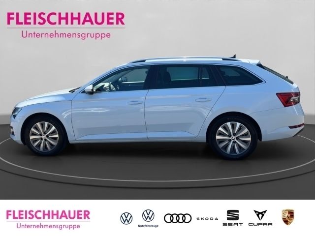 Gebraucht Skoda Superb Style 150 PS (110 kW) 2023 Weiss Kombi