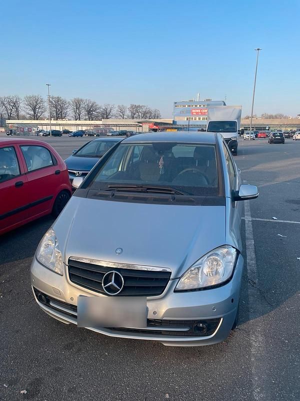 Gebraucht Mercedes A160 82 PS (60 kW) 2008 Silber Kleinwagen