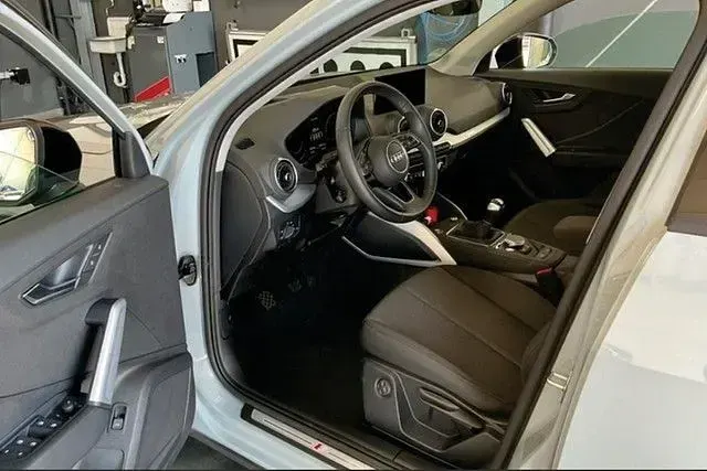 Gebraucht Audi Q4 e-tron Advanced Plus 150 kW (204 PS) 2023 Mythosschwarz metallic SUV