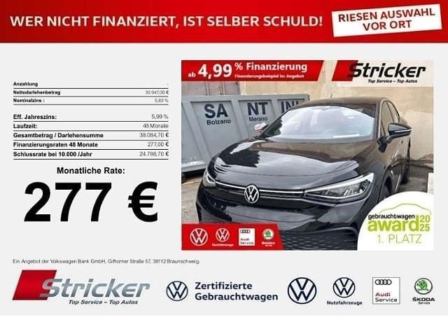 Schwarz (grenadillschwarz metallic) Gebraucht 2023 VW ID.5 Pro Performance SUV | 30.945 € (Fairer Preis) - Bild 1/4