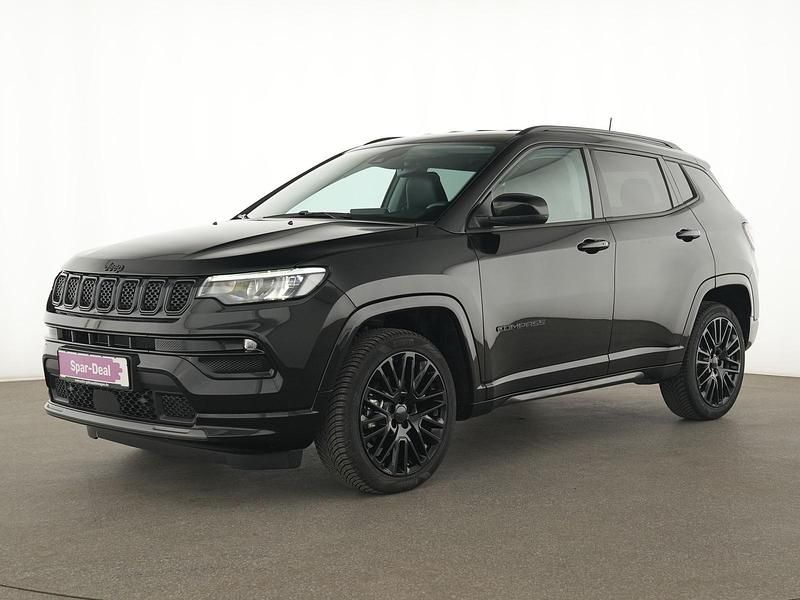 Gebraucht Jeep Compass 131 PS (96 kW) 2024 Black clear SUV
