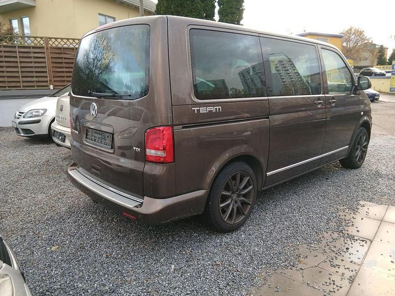 Gebraucht VW Multivan 179 PS (131 kW) 2010 Van