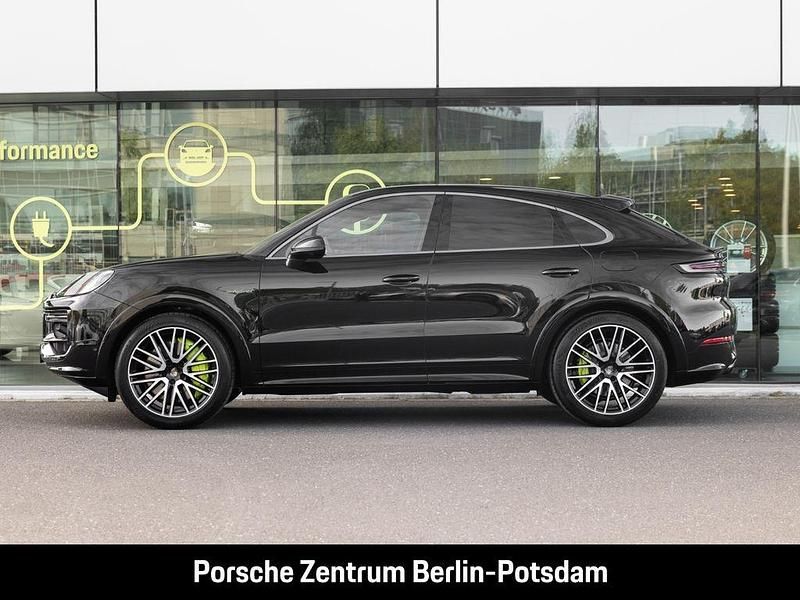 Neu Porsche Cayenne Turbo E-Hybrid 740 PS (544 kW) 2025 Schwarz SUV