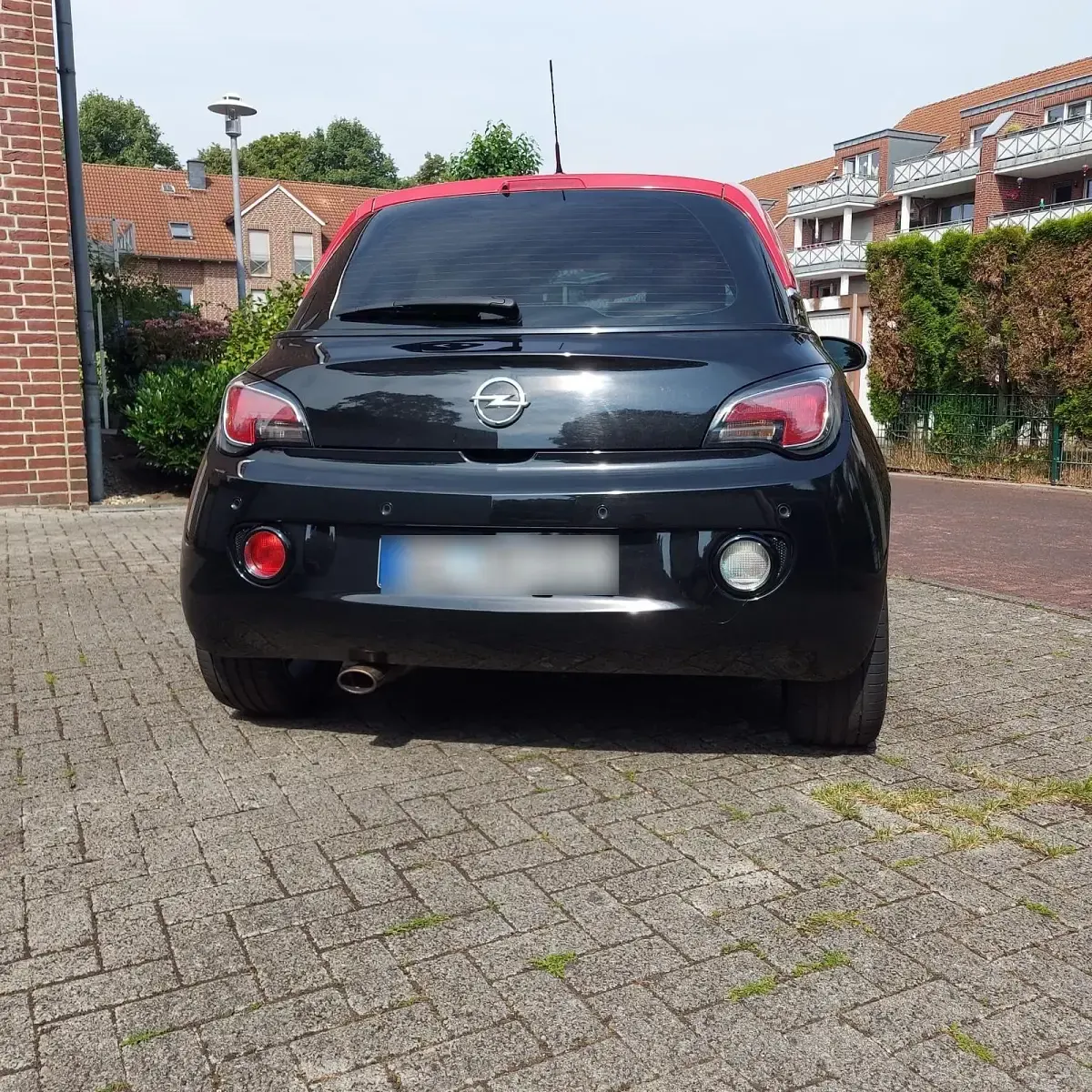 Gebraucht Opel Adam Rocks Rocks 87 PS (63 kW) 2017 Schwarz Kleinwagen