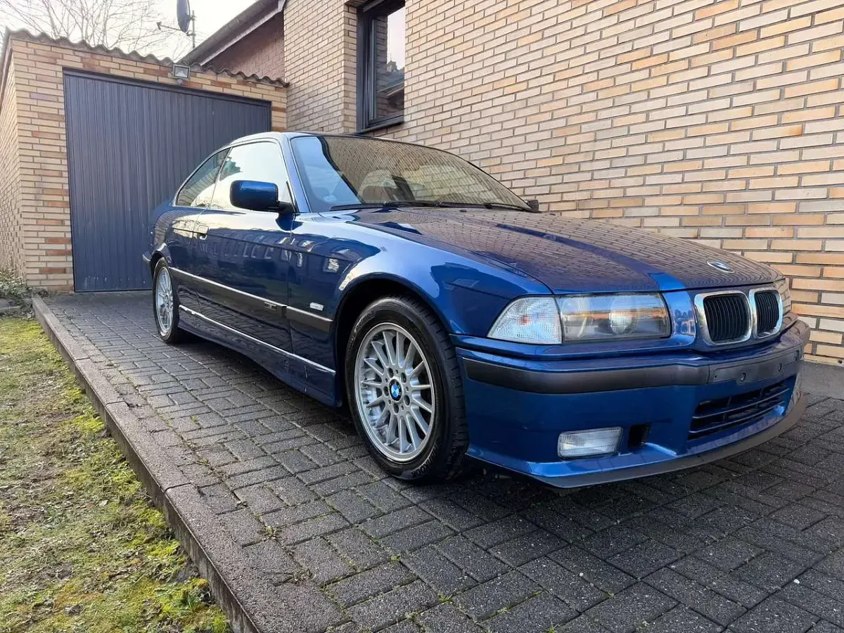 Gebraucht BMW 318 Sport Line 140 PS (102 kW) 1997 Blau Coupé