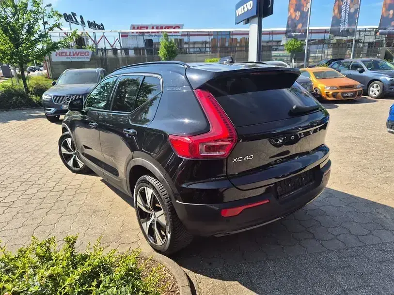 Gebraucht Volvo XC40 Plus 300 kW (408 PS) 2022 Schwarz SUV