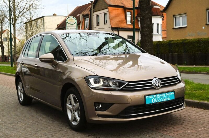 Pyramid gold metallic Gebraucht 2015 VW Golf Sportsvan Highline Van / Kleinbus | 11.900 € (Fairer Preis) - Bild 1/4