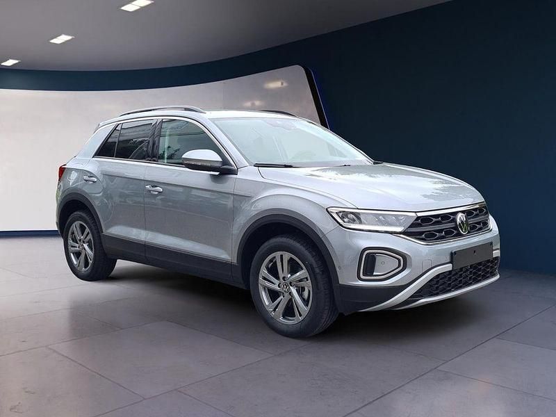 Gebraucht VW T-Roc R 150 PS (110 kW) 2025 Pyrit silber metallic SUV
