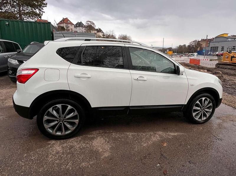 Gebraucht Nissan Qashqai Tekna 150 PS (110 kW) 2011 White (s) SUV