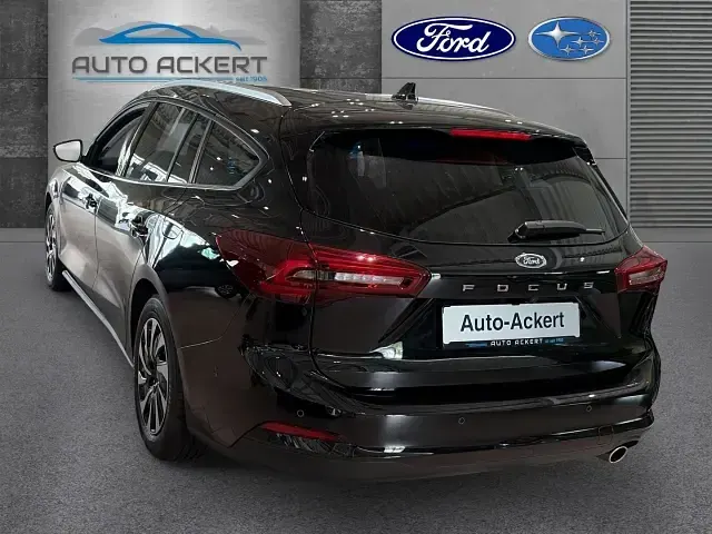 Neu Ford Focus Titanium 155 PS (114 kW) 2026 Schwarz Kombi