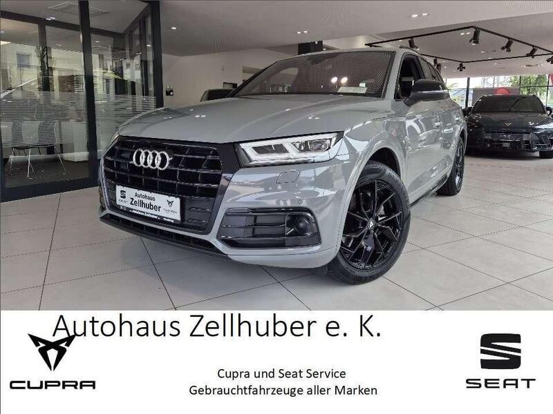 Grau Gebraucht 2020 Audi Q5 Design SUV | 35.980 € (Teuer) - Bild 1/4