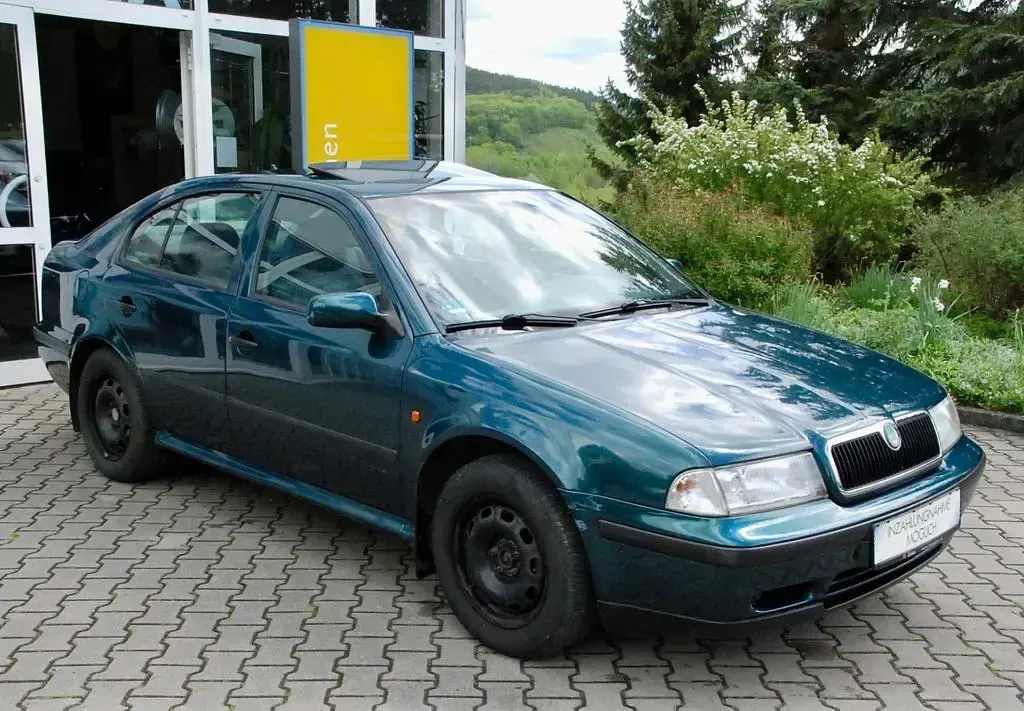 Gebraucht Skoda Octavia 125 PS (91 kW) 1998 Grün Limousine
