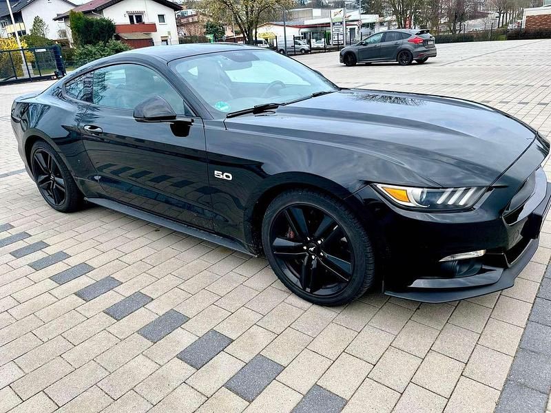 Gebraucht Ford Mustang GT 421 PS (309 kW) 2016 Schwarz Coupé