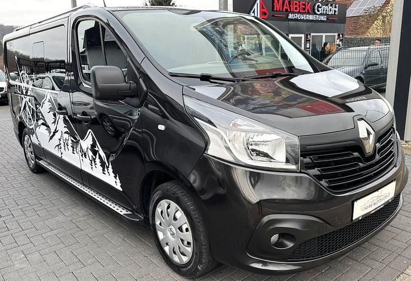 Gebraucht Renault Trafic 121 PS (88 kW) 2019 Schwarz Van / Kleinbus
