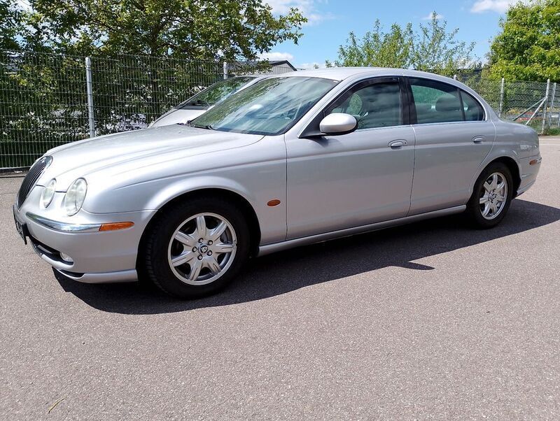 Silber Gebraucht 2002 Jaguar S-Type Executive Limousine | 3.999 € (Guter Preis) - Bild 1/4